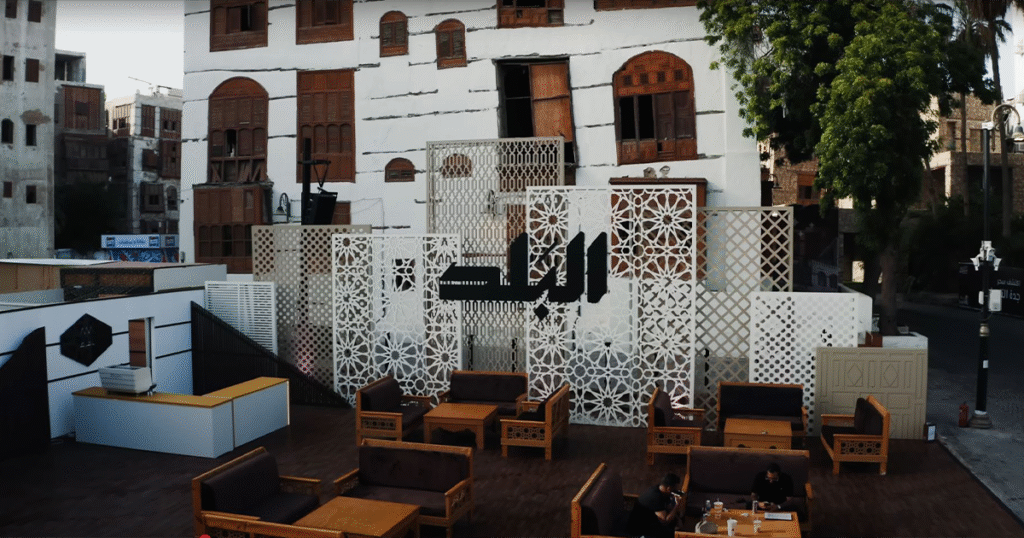 قصر السلام يعرض أفضل أماكن السياحة في جدة التي يجب عليك زيارتها، معلم تاريخي جميل